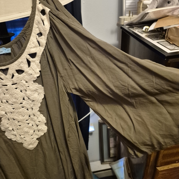 Solitaire Swim Women's Olive Green Top - Picture 4 of 7